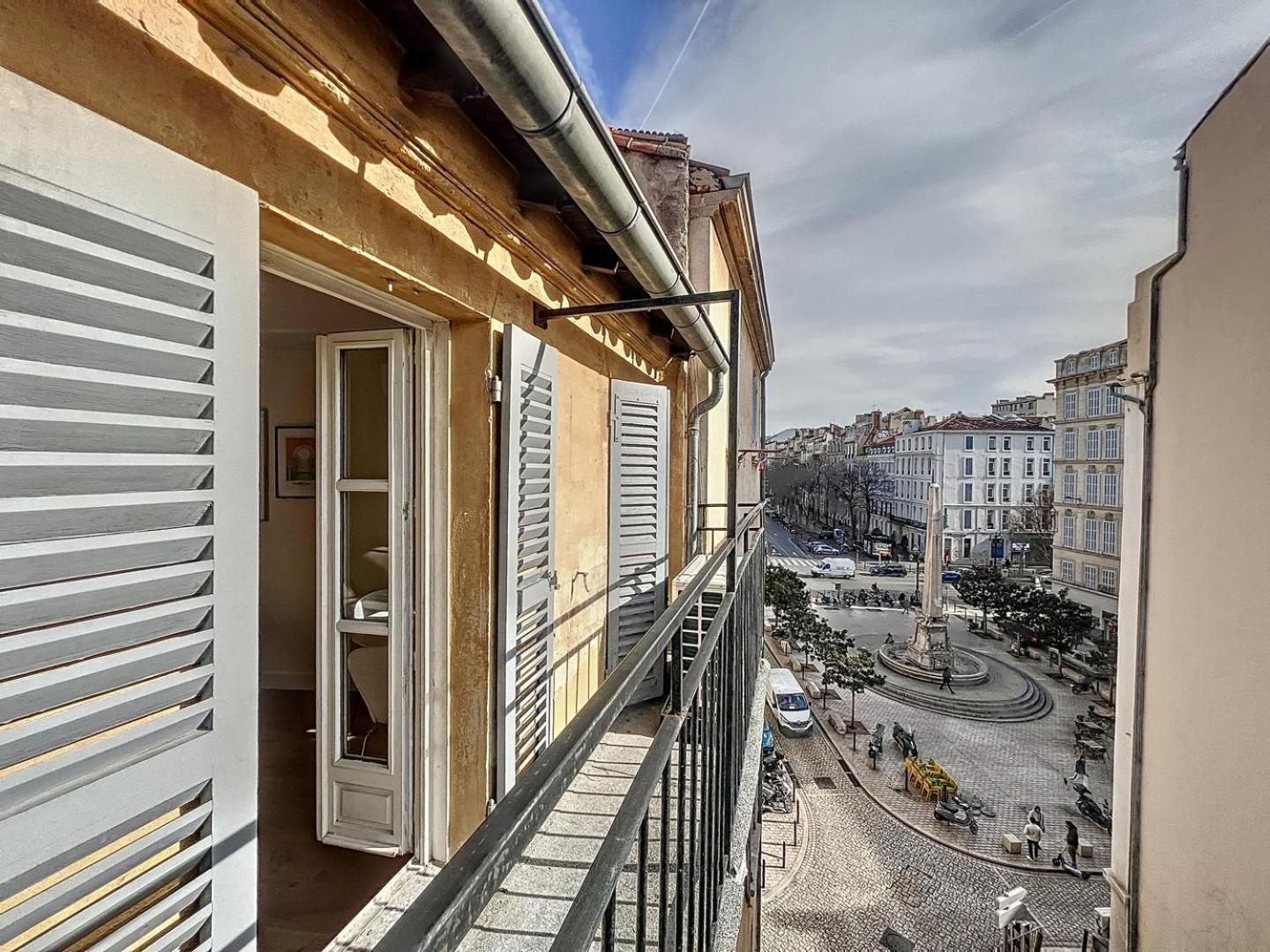 Charmant Appartement - Avec Balcon & Climatisation - Les Freres De La Loc' Marseille Exteriör bild